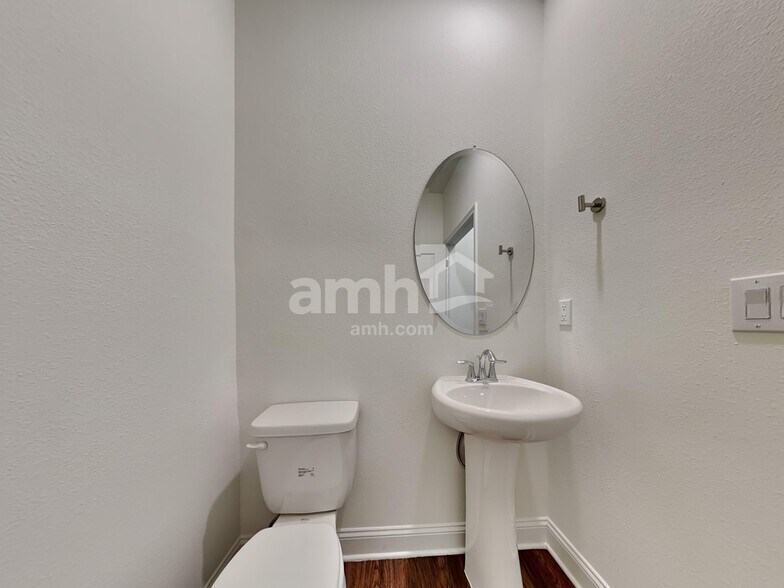 Building Photo - 3223 Riva Ridge Ct