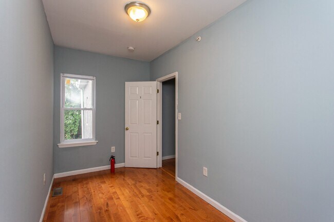 Building Photo - 2016 N 18th St