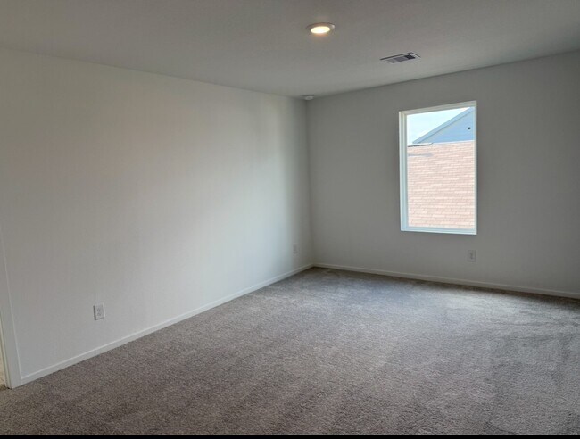 Building Photo - 12507 Mountain Daisy Rd