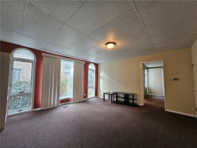 Building Photo - 54 Bemis Ave