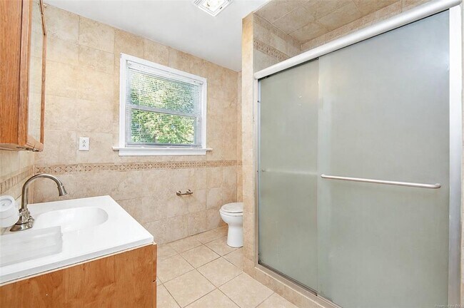 Building Photo - 138 Banneker Dr