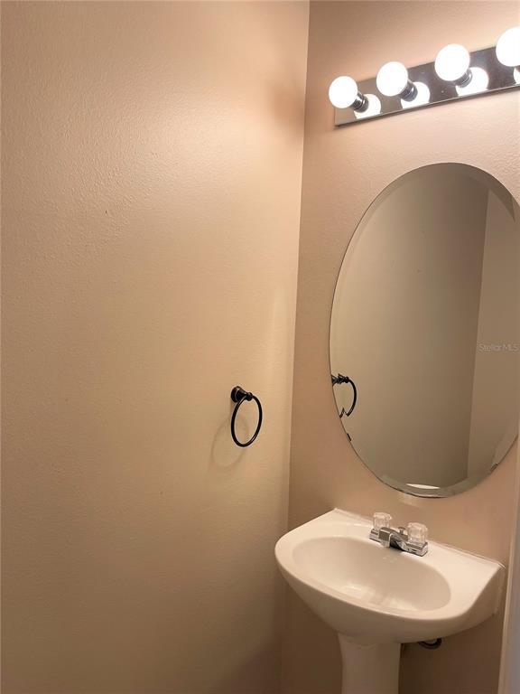 Building Photo - 7001 Cascade Ct
