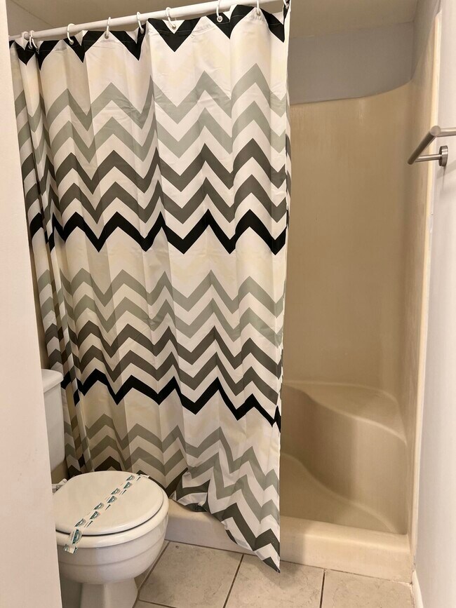 Building Photo - 7149 Golf Colony Ct