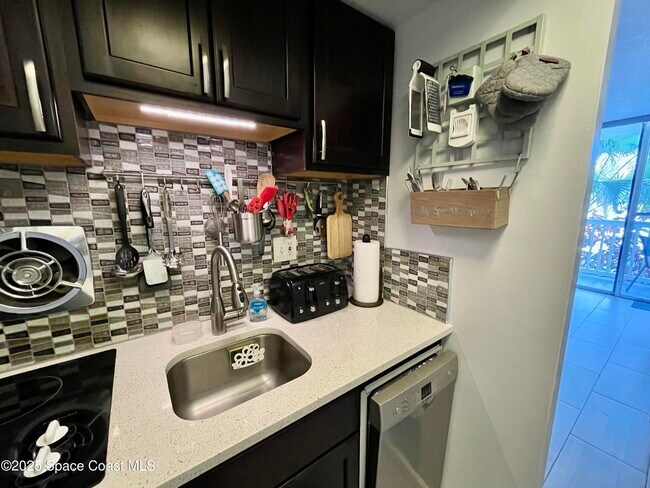 Building Photo - 3190 N Atlantic Ave