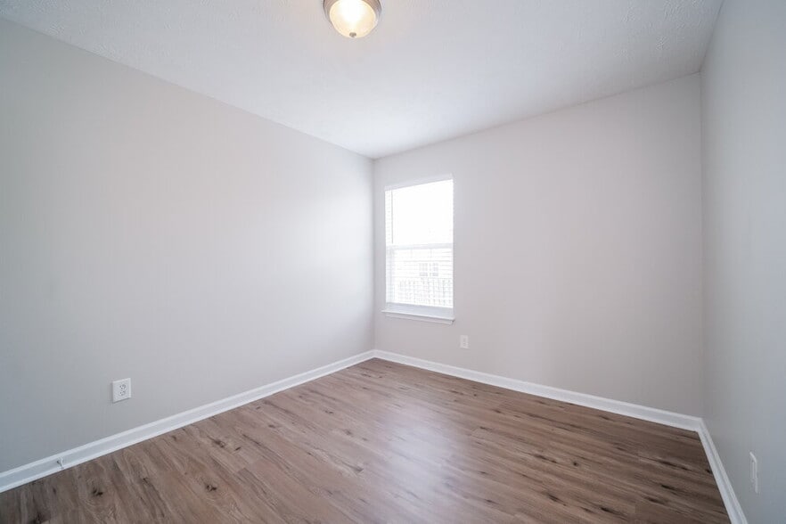 Building Photo - 104 David Bolin Dr