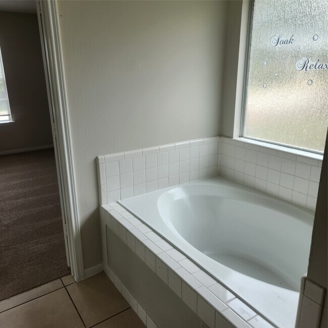 Building Photo - 21755 Debray Dr