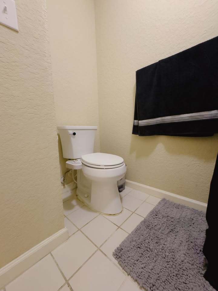 Building Photo - 6235 Havendale Dr