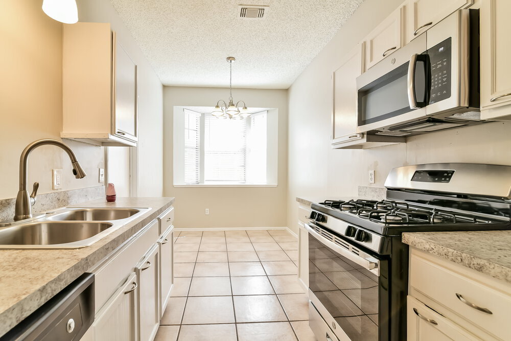 Building Photo - 8123 Summer Trail Dr