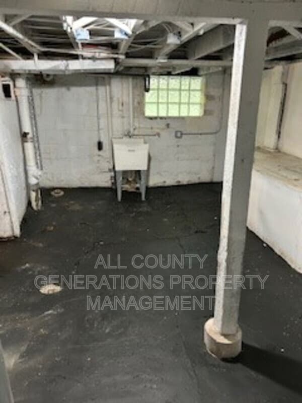 Building Photo - 9705 Orleans Ave