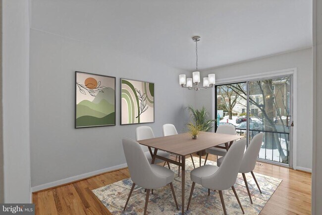 Building Photo - 1644 Wainwright Dr