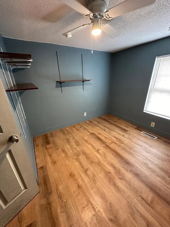 Building Photo - 5942 IL-162