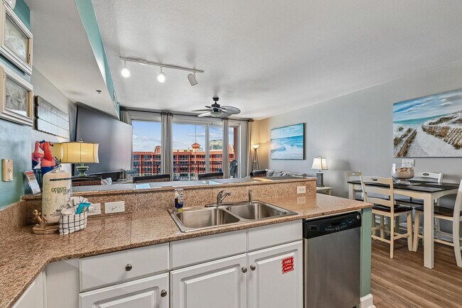 Building Photo - 104 Gulfside Ct