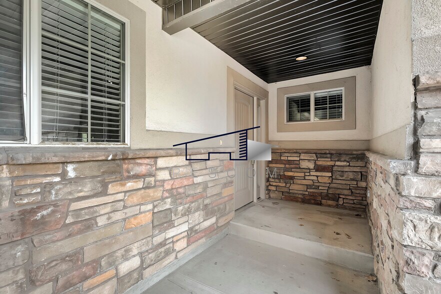 Building Photo - 757 W 4400 S