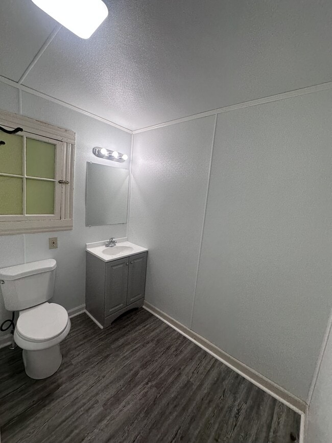 Building Photo - 66 Carlson Ave