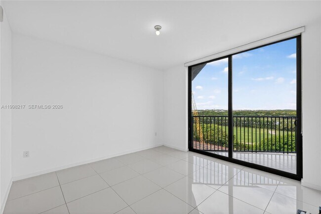 Building Photo - 5252 NW 85th Ave