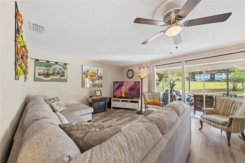 Building Photo - 2507 Bluegrass St