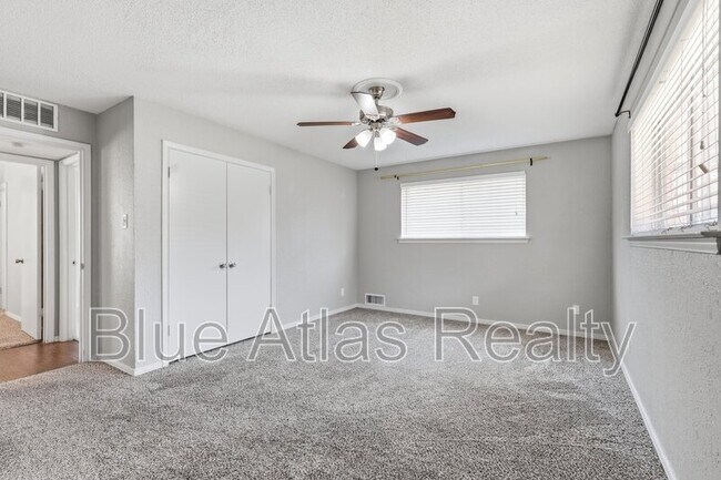 Building Photo - 5019 Blanchard Dr