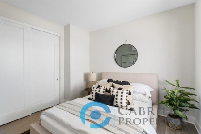 Building Photo - Brand New 1bd/1ba Home w/Private Yard, Central AC, & In Unit Laundry