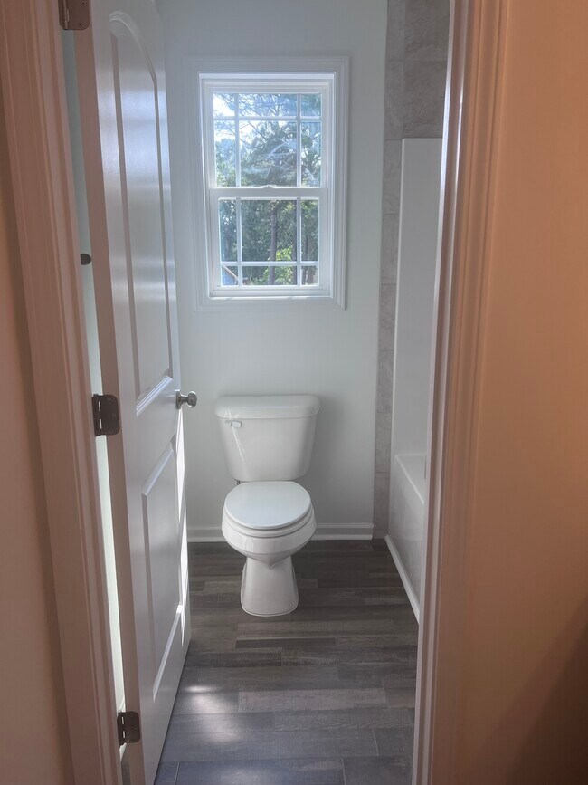 Primary Photo - 6915 Wickersham Rd