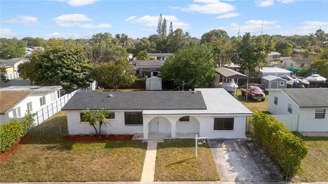 Primary Photo - 11532 SW 136th Terrace