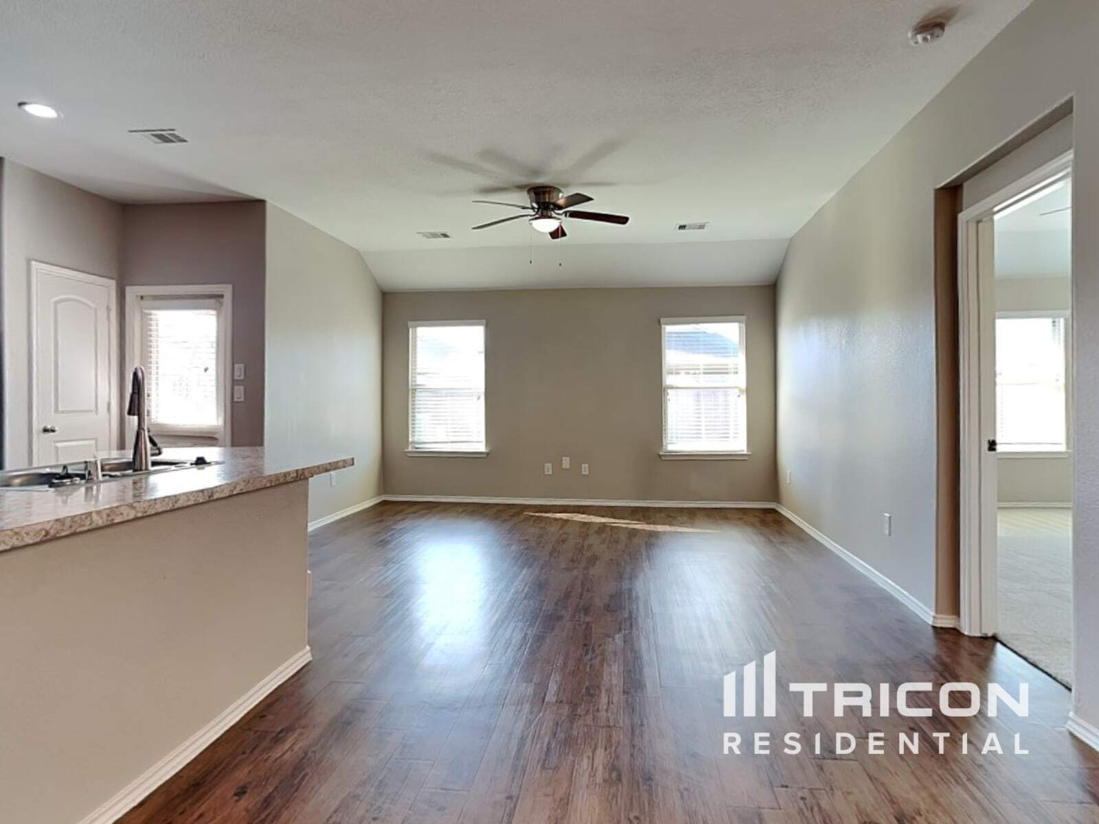 Building Photo - 15426 Rancho Joya Wy