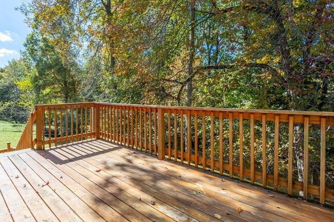 Building Photo - 356 Andrew Dr