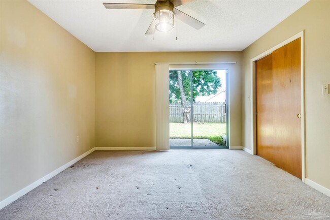 Building Photo - 1711 Bennetts End