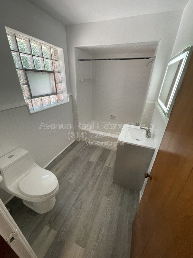 Building Photo - 2944 Moniteau Dr