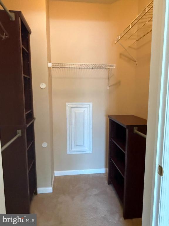 Building Photo - 224 Breeders Cup Dr