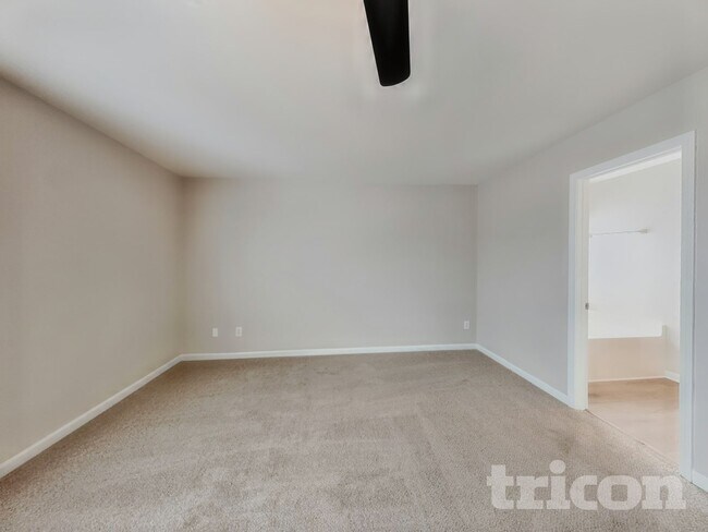 Building Photo - 413 Stoney Run Dr