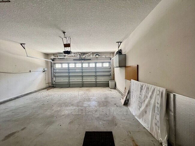 Building Photo - 12576 Arrowleaf Ln