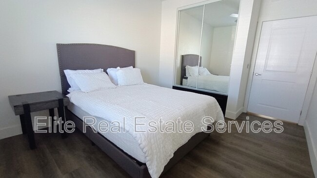 Building Photo - 1053 Madison Ave