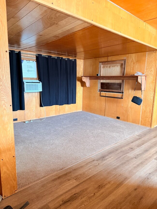 Building Photo - 254 Shoshone Ln