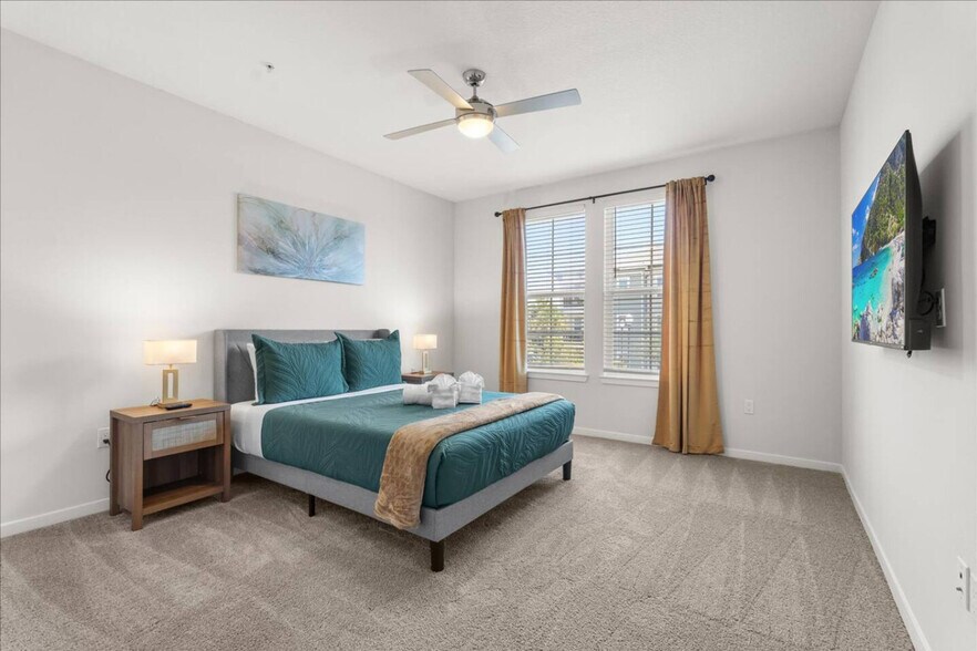 Building Photo - 1231 E Plant St