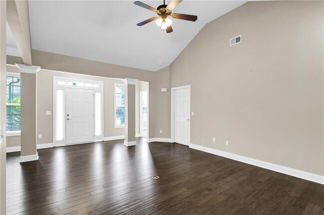 Building Photo - 5358 Manor View Dr NW