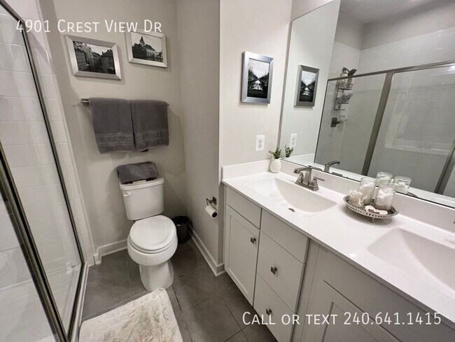 Building Photo - 4901 Crest View Dr