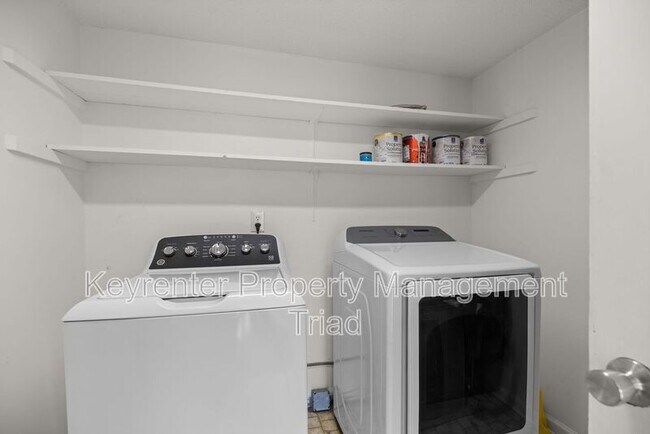 Building Photo - 4902 Tower Rd