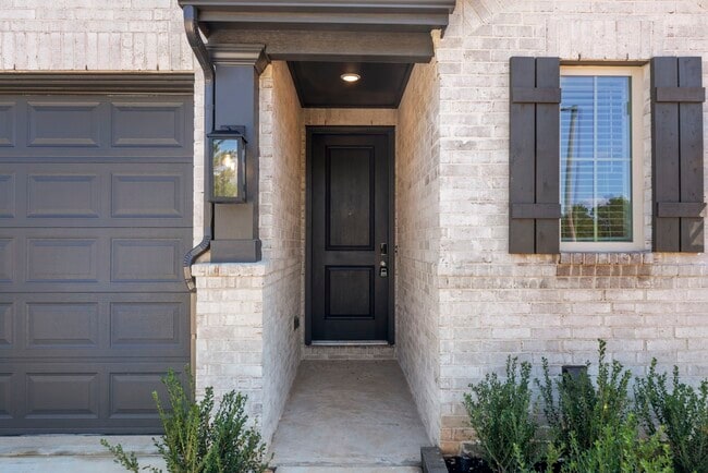 Building Photo - 26383 Golden Pass Lp