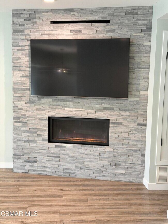Building Photo - 3627 Summershore Ln