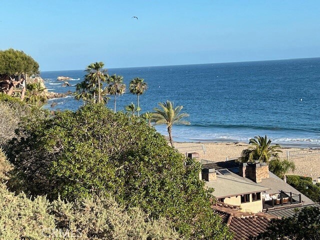 Building Photo - 608 Heliotrope Ave