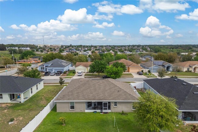 Building Photo - 520 Pheasant Dr