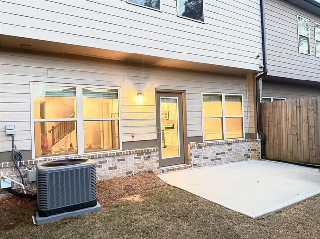 Building Photo - 480 Rockfern Ct