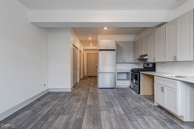 Floorplan - 2411 West Fitch