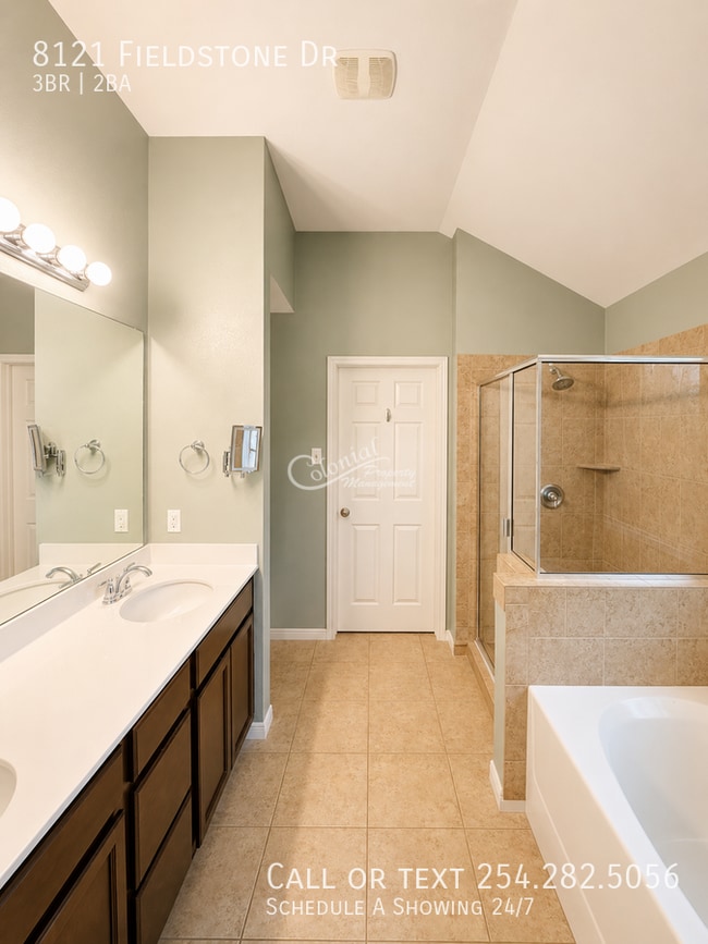 Building Photo - 8121 Fieldstone Dr