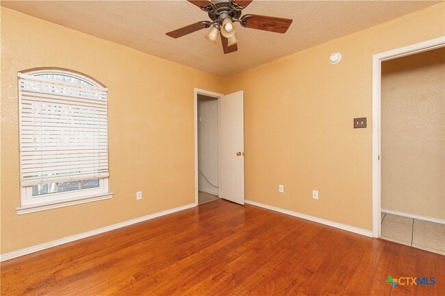 Building Photo - 4001 Kali Dr