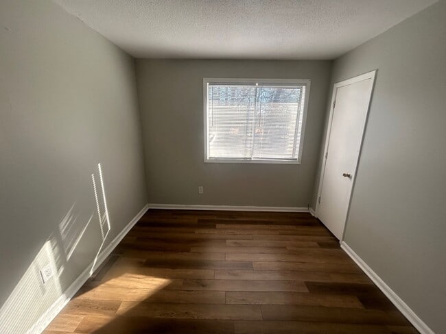 Building Photo - 1017 Leaphart St