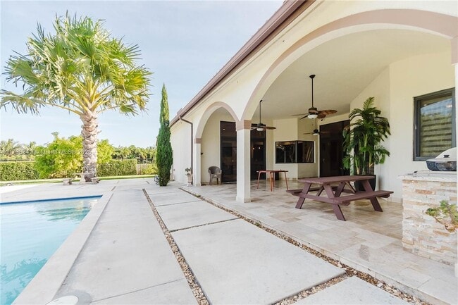 Building Photo - 23525 SW 217th Ave