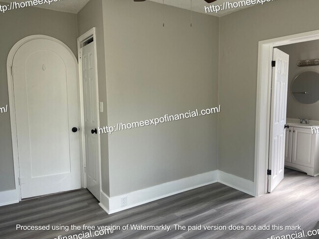 Building Photo - Nice Home For Rent (Front House)