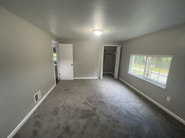 Building Photo - 409 Nike Dr