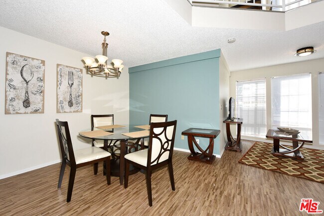 Building Photo - 3600 Bagley Ave